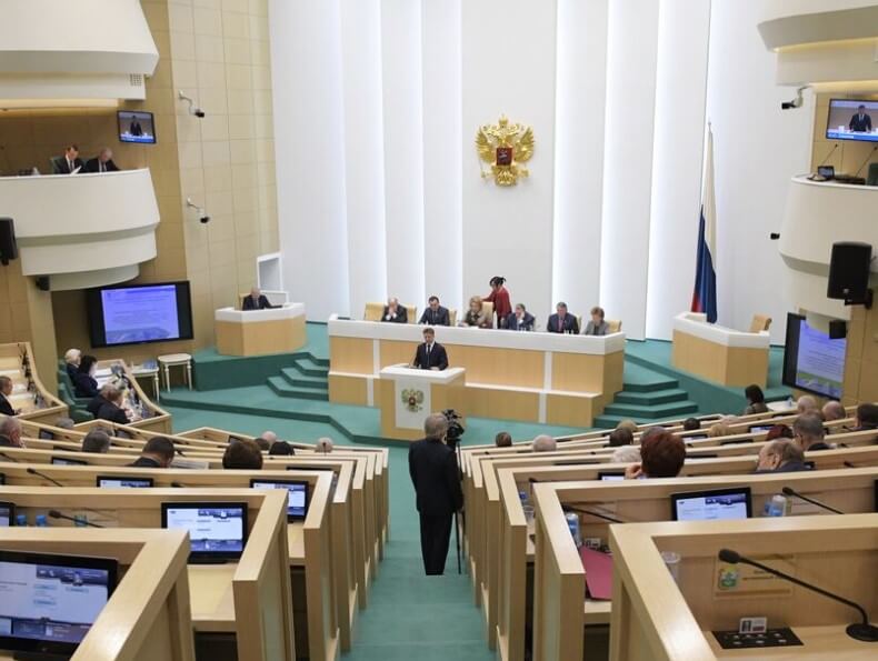 Сенаторы хотят запретить иностранцам управлять домами