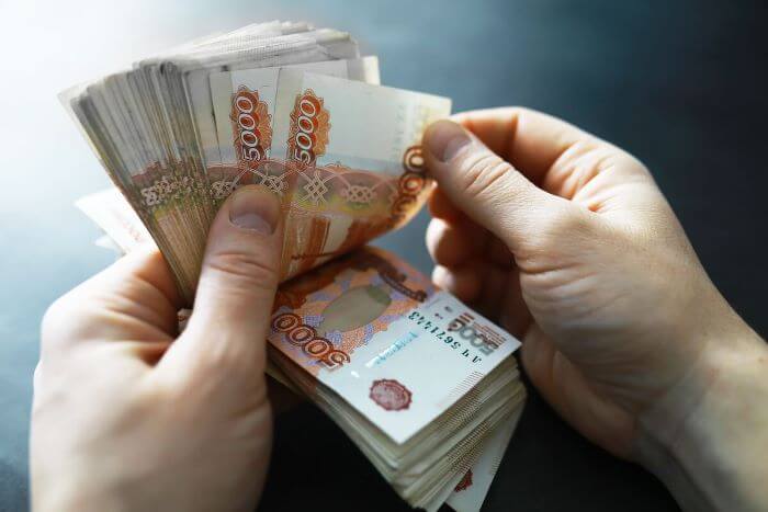 Амурчане задолжали коммунальщикам больше пяти миллиардов рублей