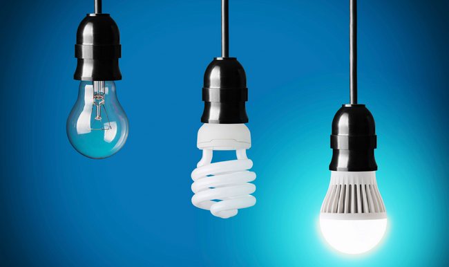 Запрет лампочек ударит по кошельку: энергоэффективность - потом, деньги - сейчас